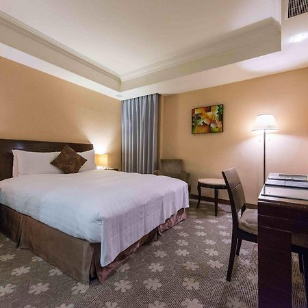 Wish Hotel Taipei Bagian luar foto