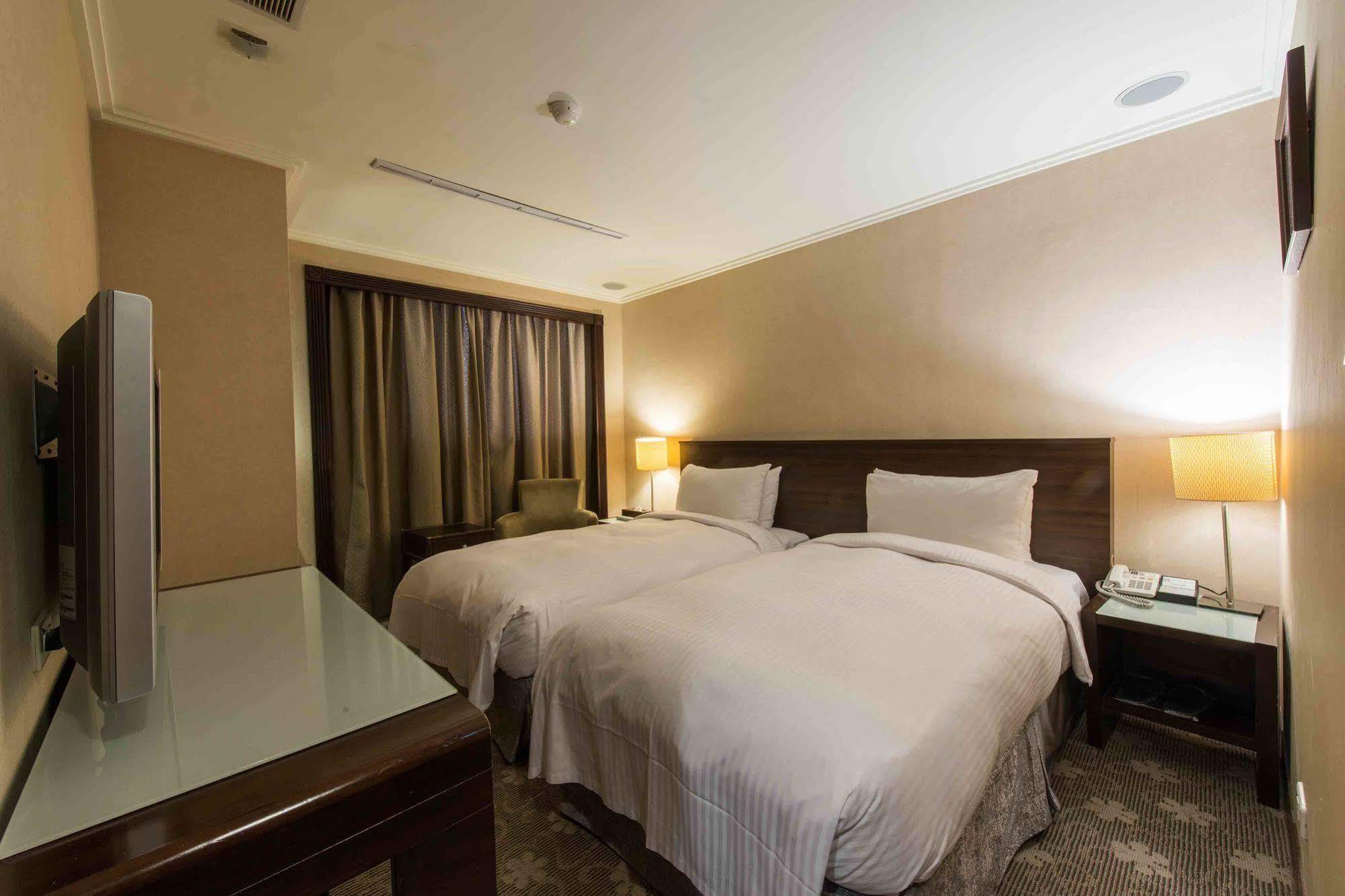 Wish Hotel Taipei Bagian luar foto