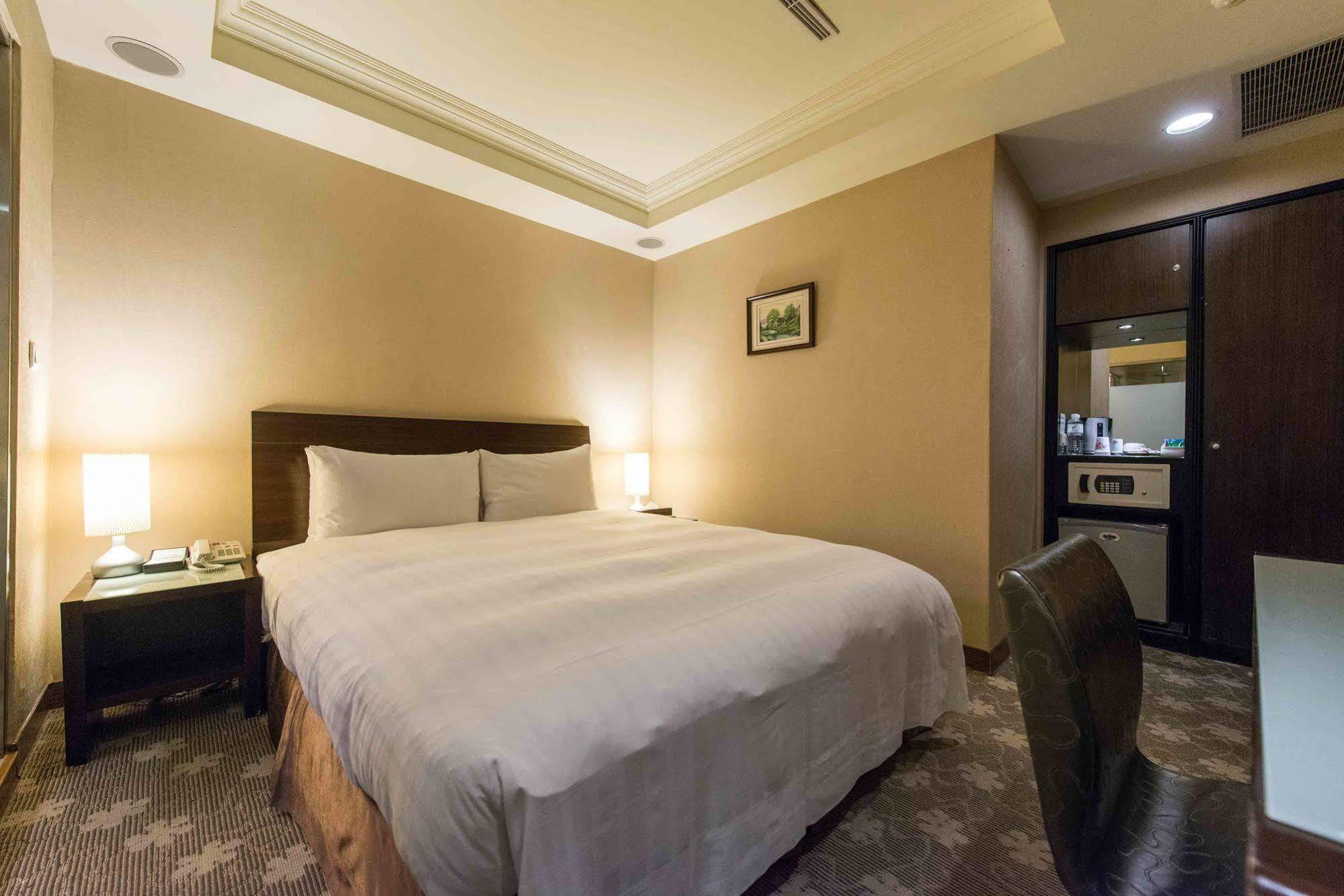 Wish Hotel Taipei Bagian luar foto