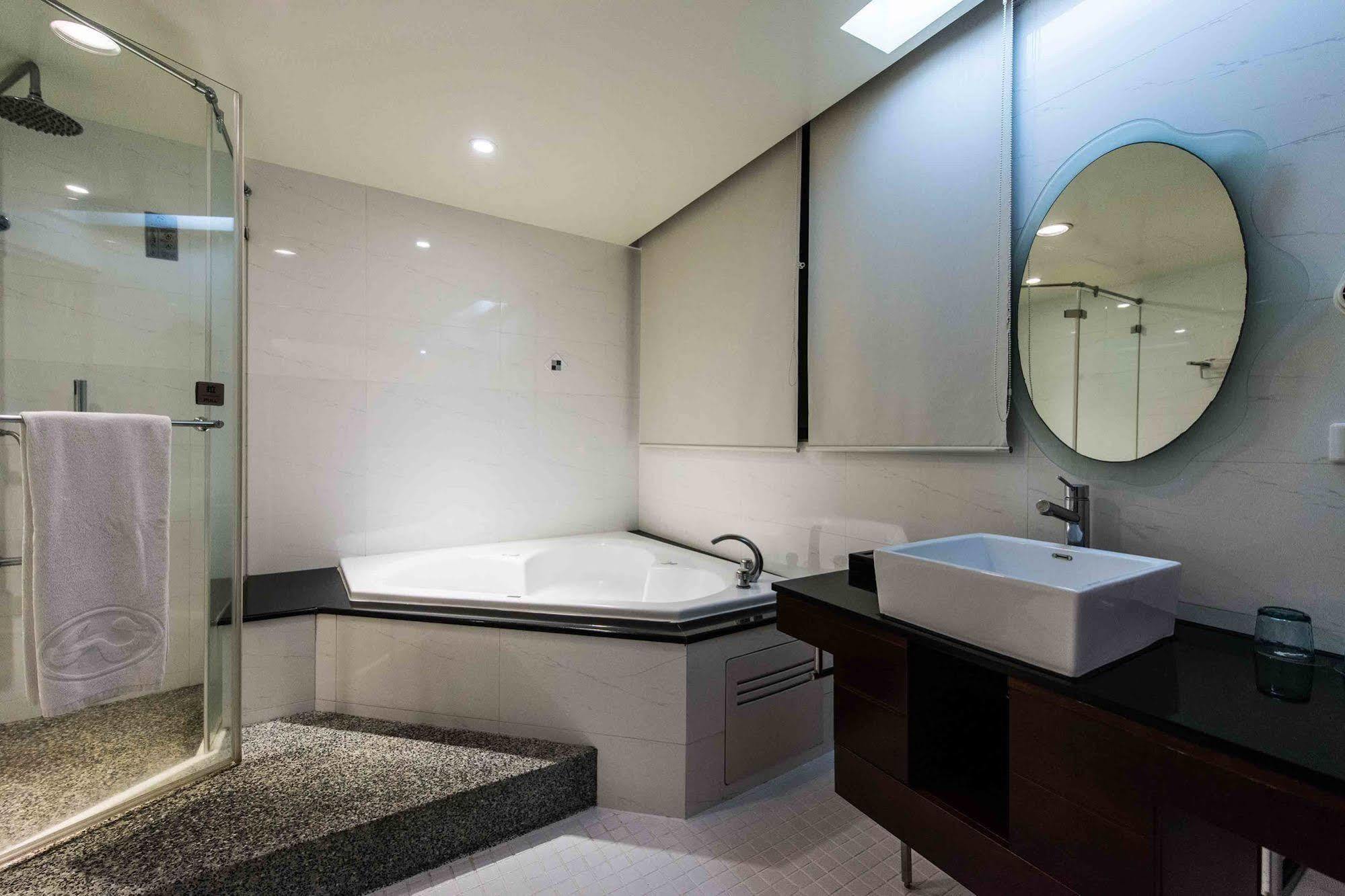 Wish Hotel Taipei Bagian luar foto