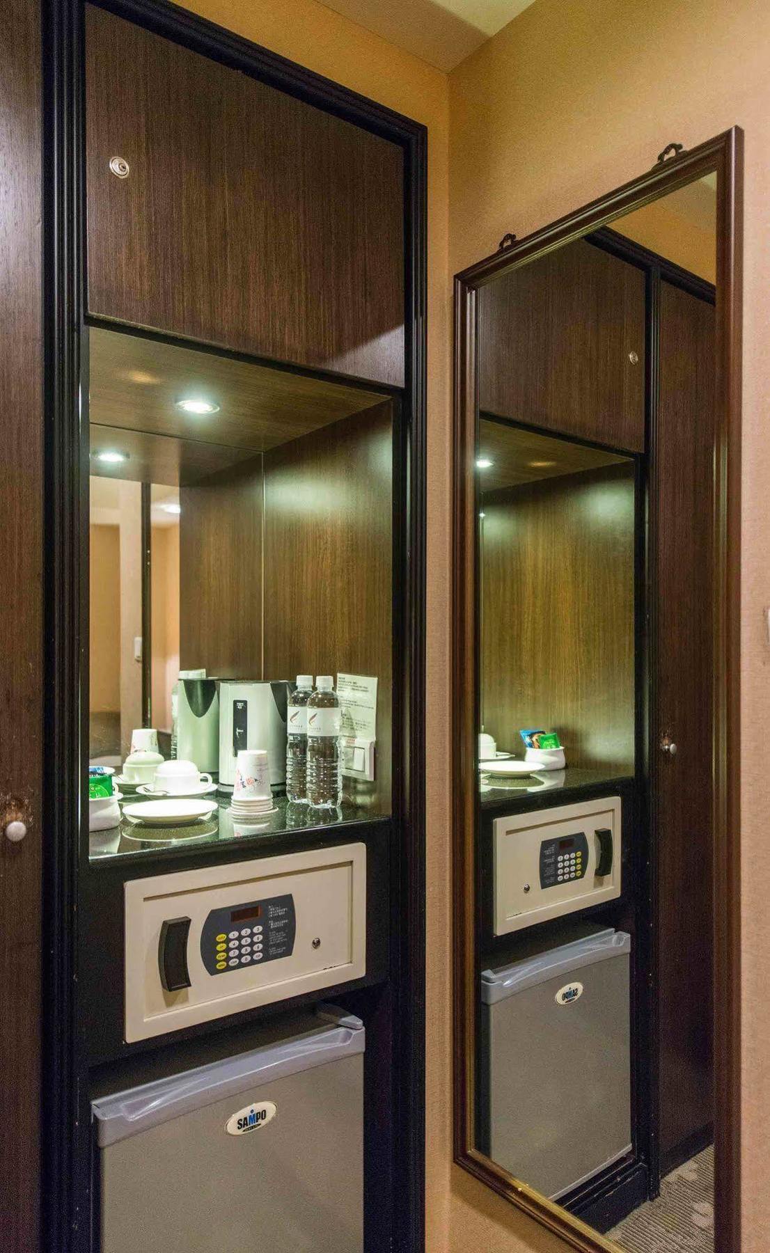 Wish Hotel Taipei Bagian luar foto