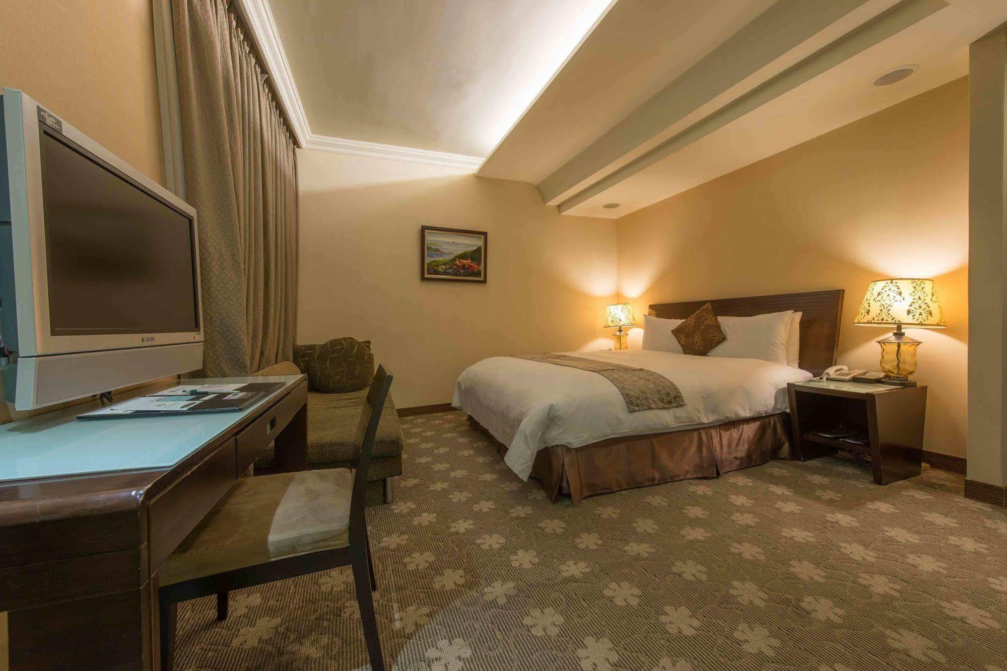 Wish Hotel Taipei Bagian luar foto
