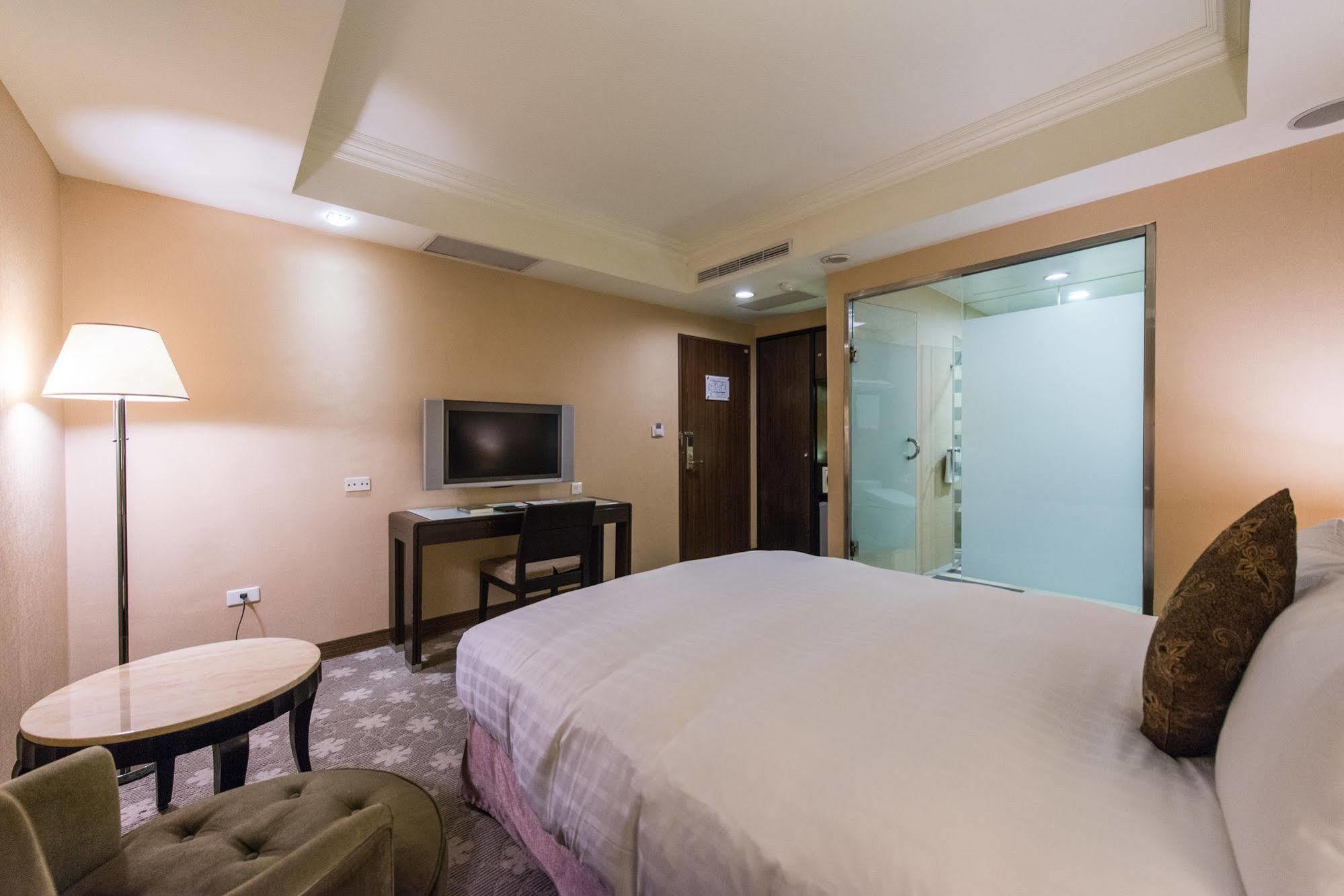 Wish Hotel Taipei Bagian luar foto